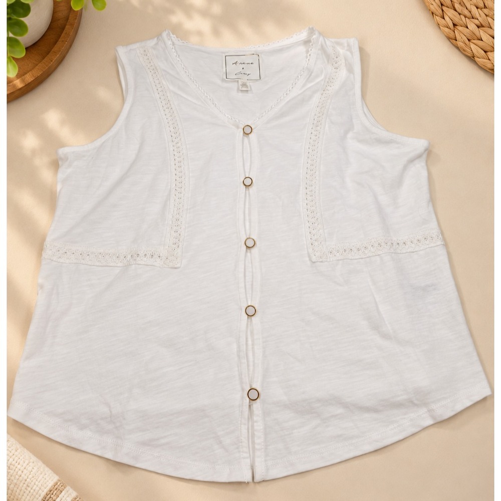 Aimee & Coco Women's White Sleeveless Button Front Top Size M – Made in China